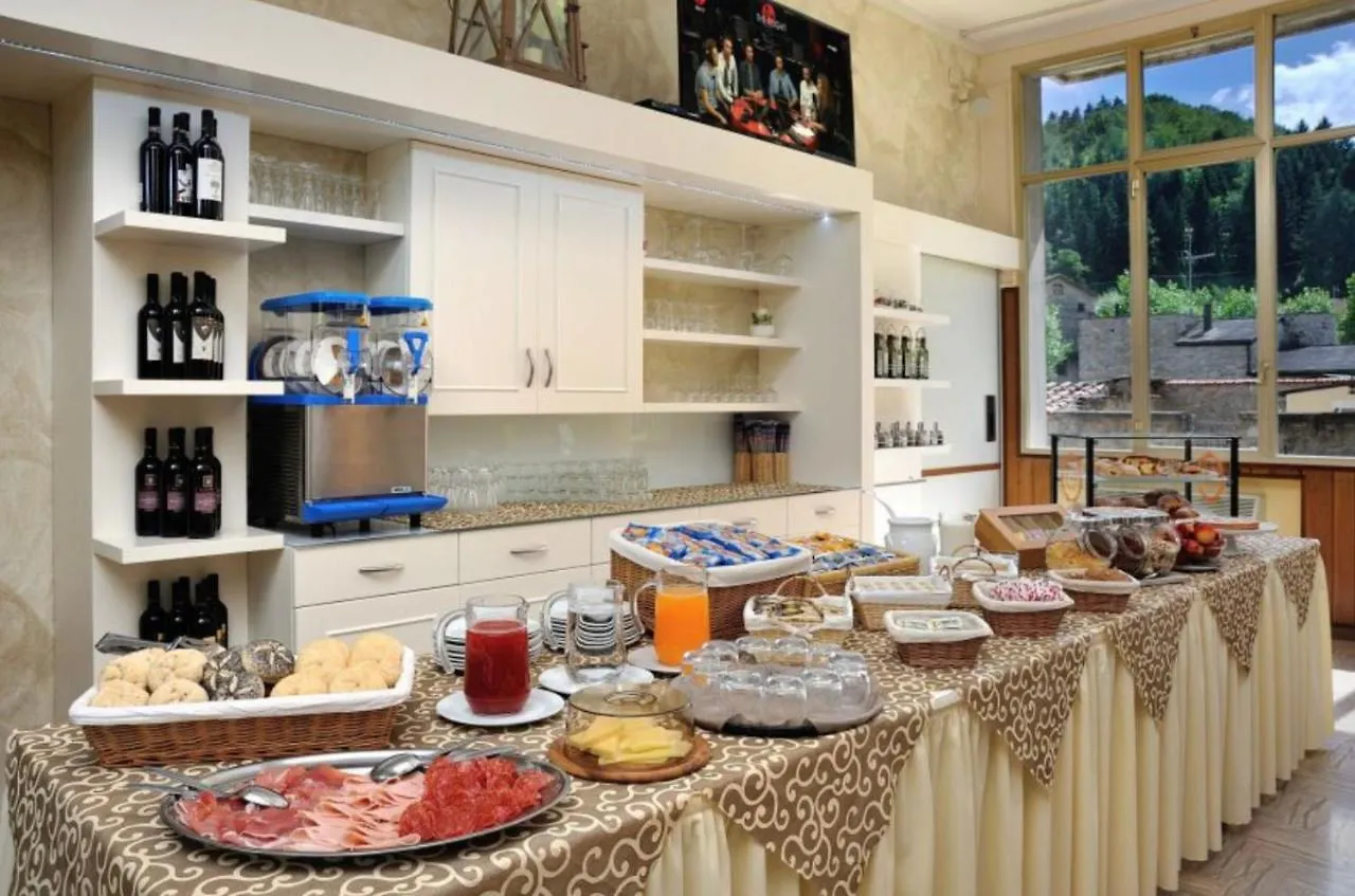 פלצואולו סול סניו Hotel & Ristorante Europa איטליה